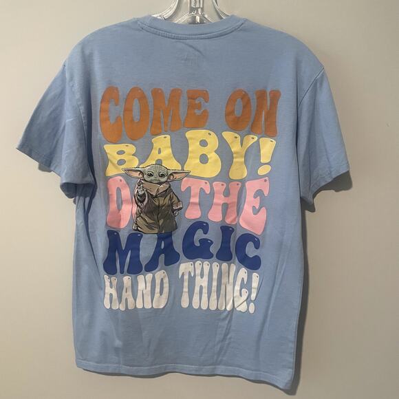 Star Wars Mandalorian Graphic Short Sleeves Embroidered Shirt Sz XS - Picture 2 of 5